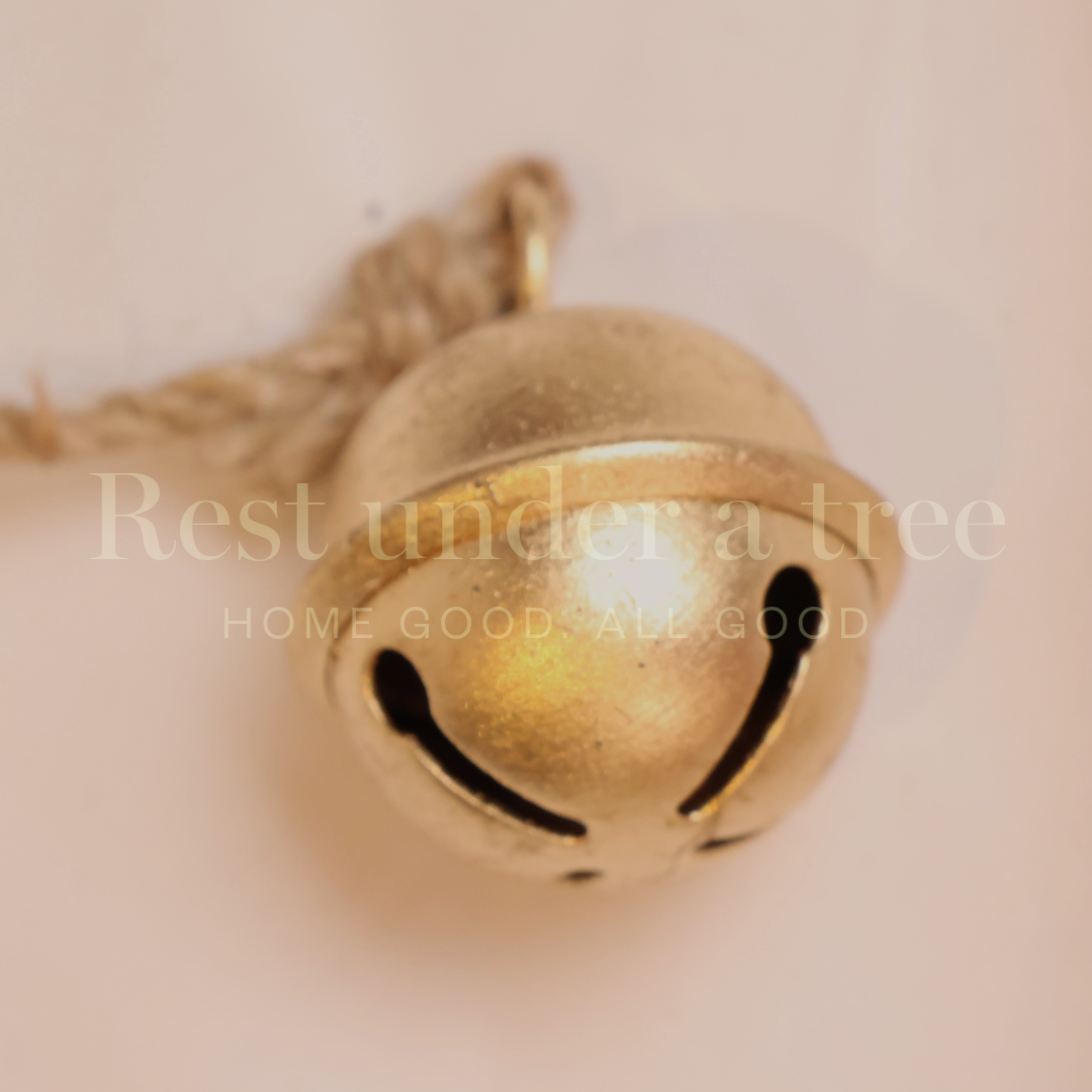 3 Campanas Dorada con Cuerda de Yute – 54 cm