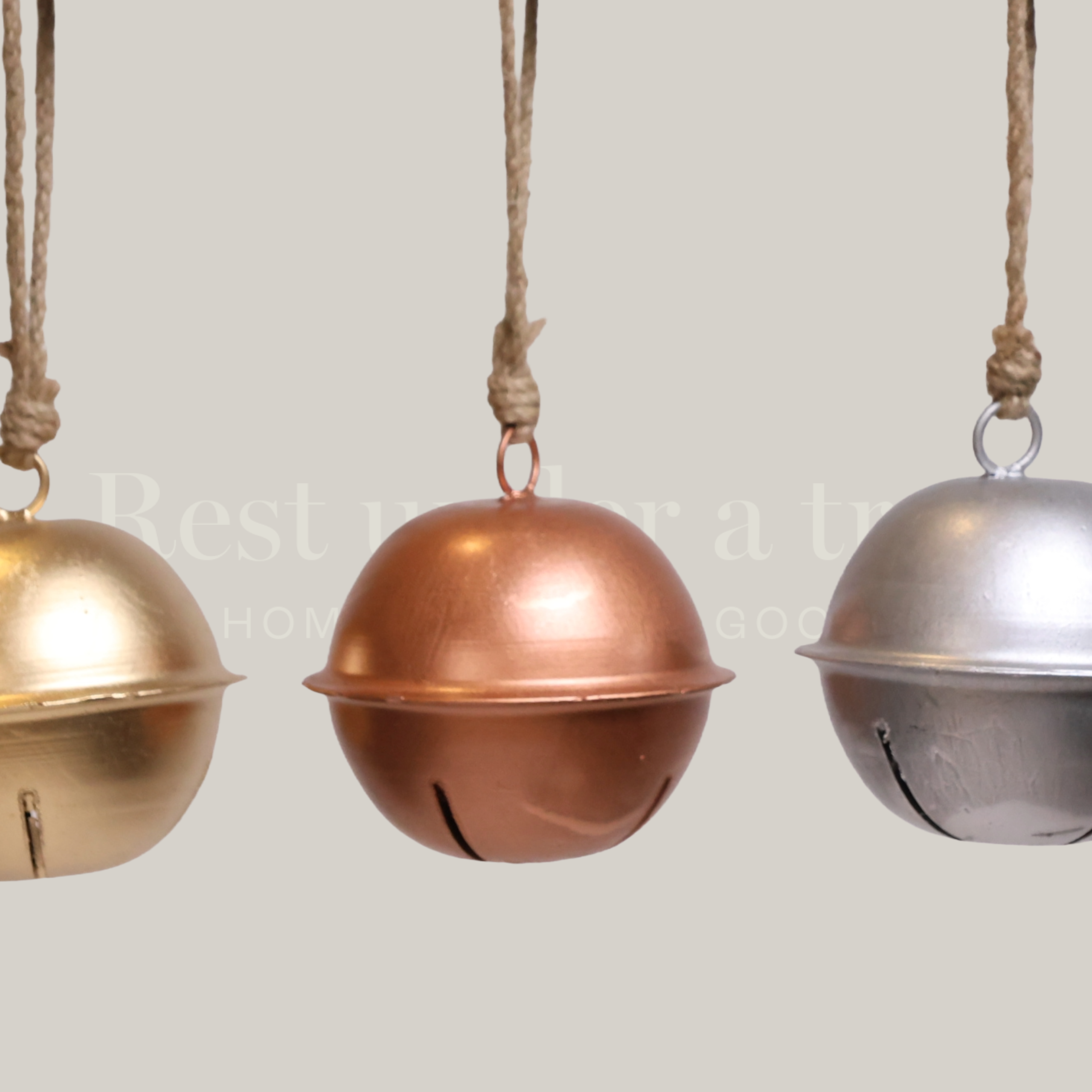 Set de Cascabeles Metálicos R.U.T. – Oro, Plata y Cobre