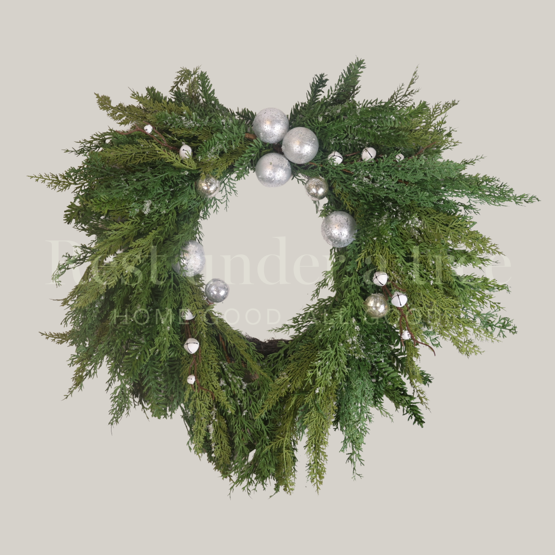 Corona de Esferas y Cascabeles R.U.T. – 75CM | Elegancia Festiva