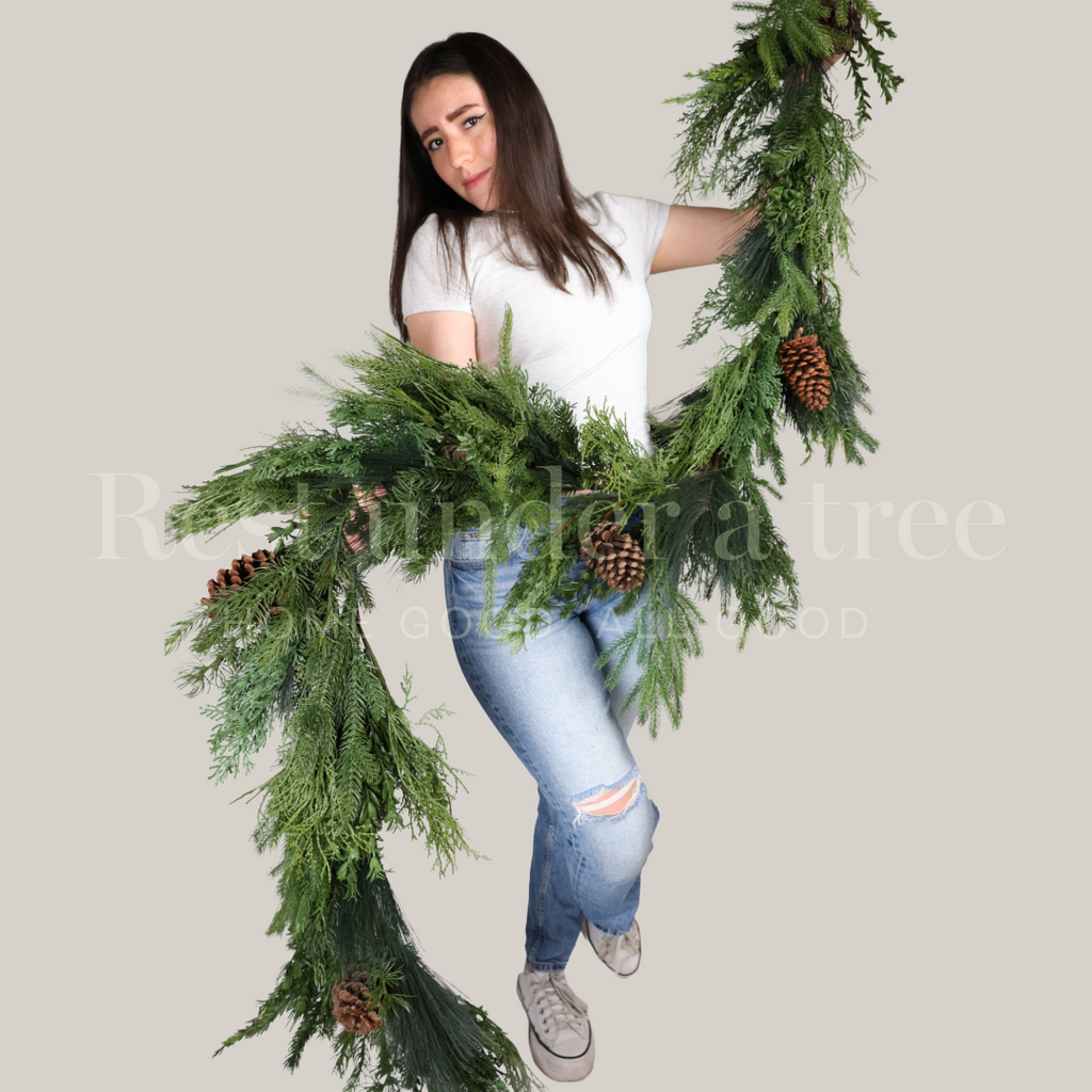 Guirnalda R.U.T. PIÑAS – 220 cm