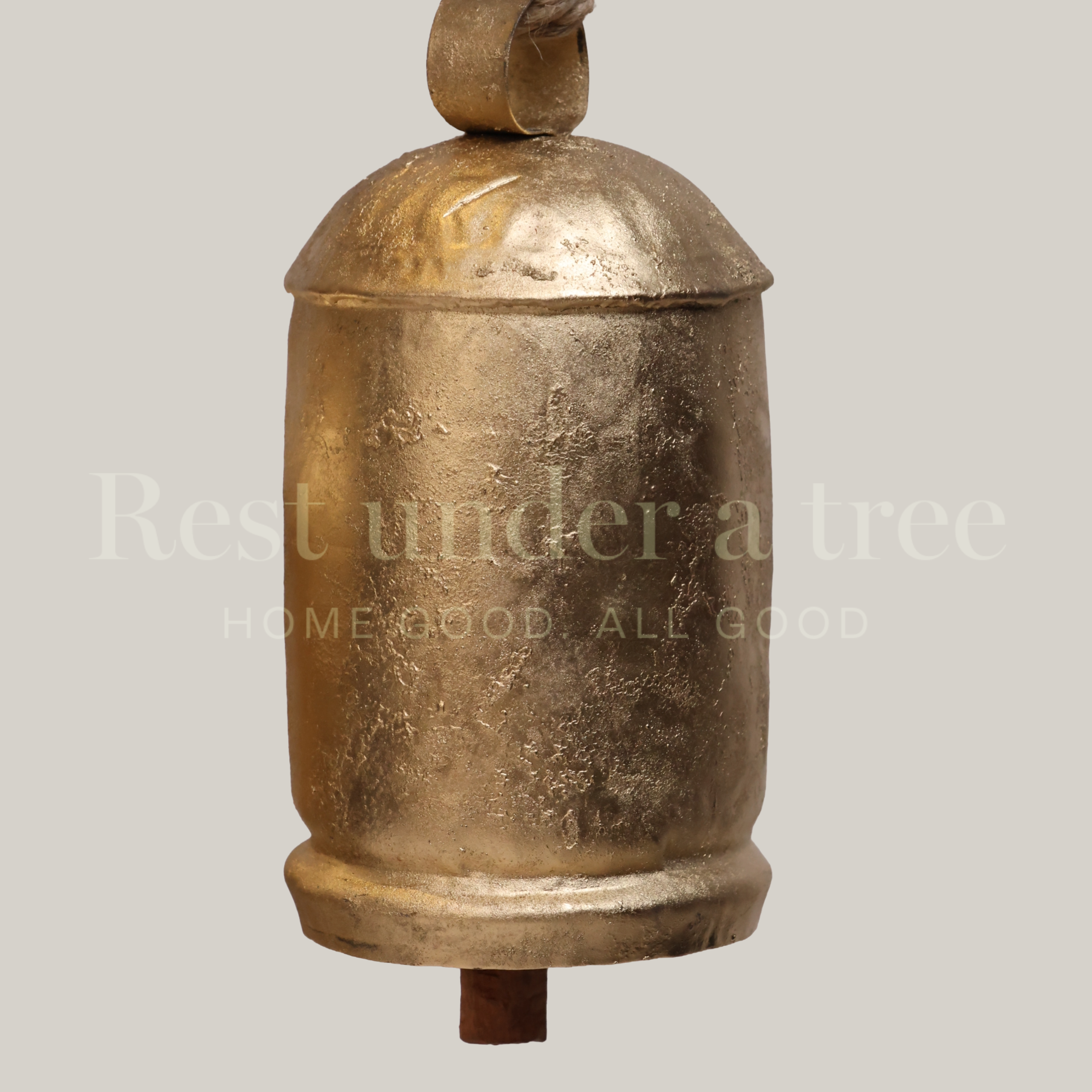 Set de 3 Campanas Doradas R.U.T. – Tradición y Luz